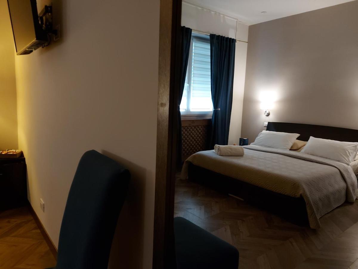 I Tre Marchi Rooms / Camera Mare Термоли Экстерьер фото